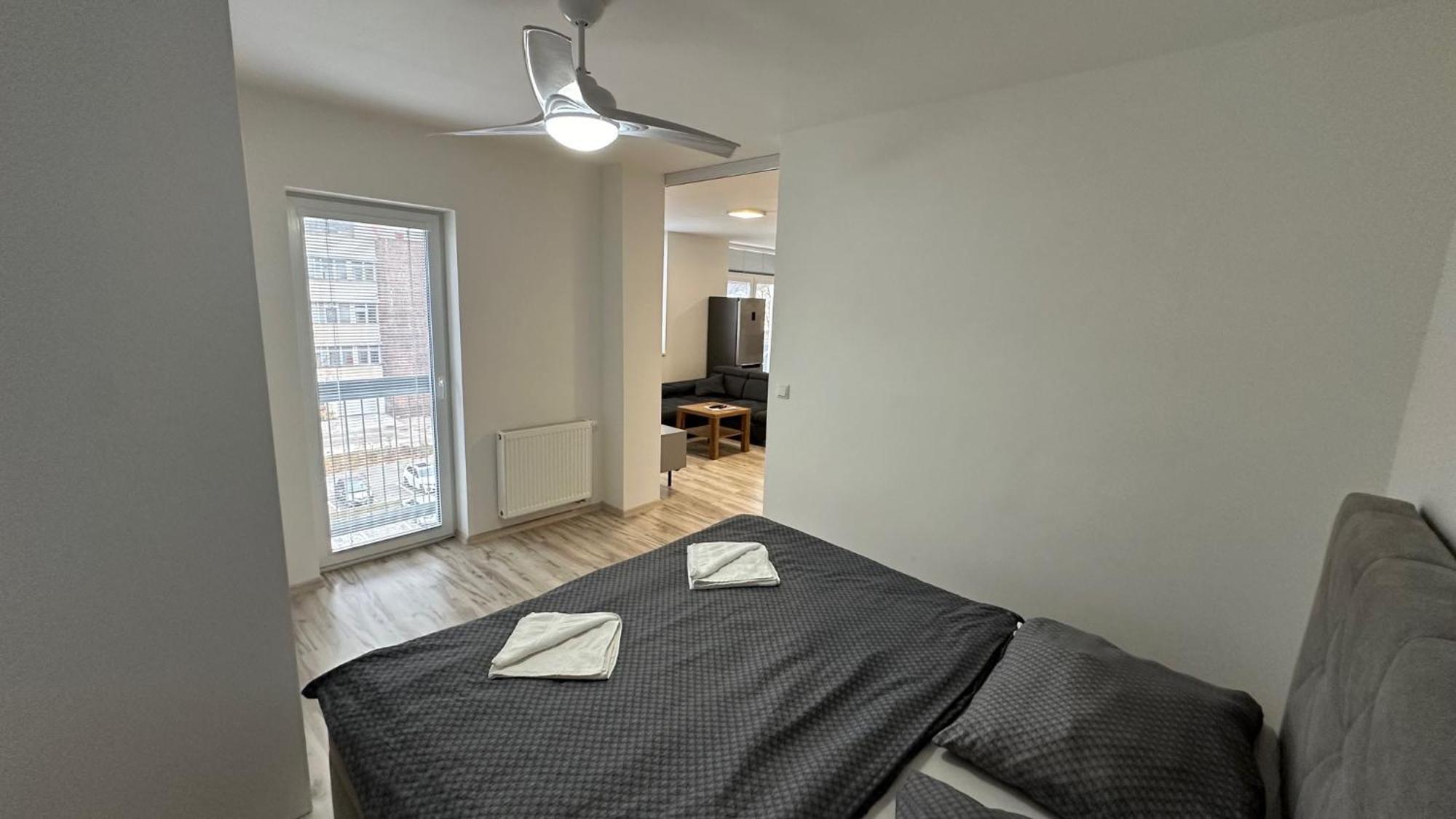 2 Room Apartment With Balcony Liptovský Mikuláš Exteriör bild