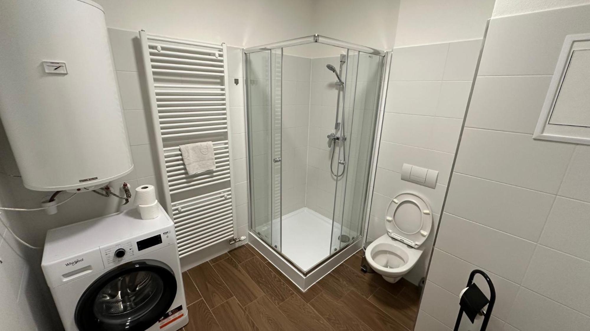 2 Room Apartment With Balcony Liptovský Mikuláš Exteriör bild