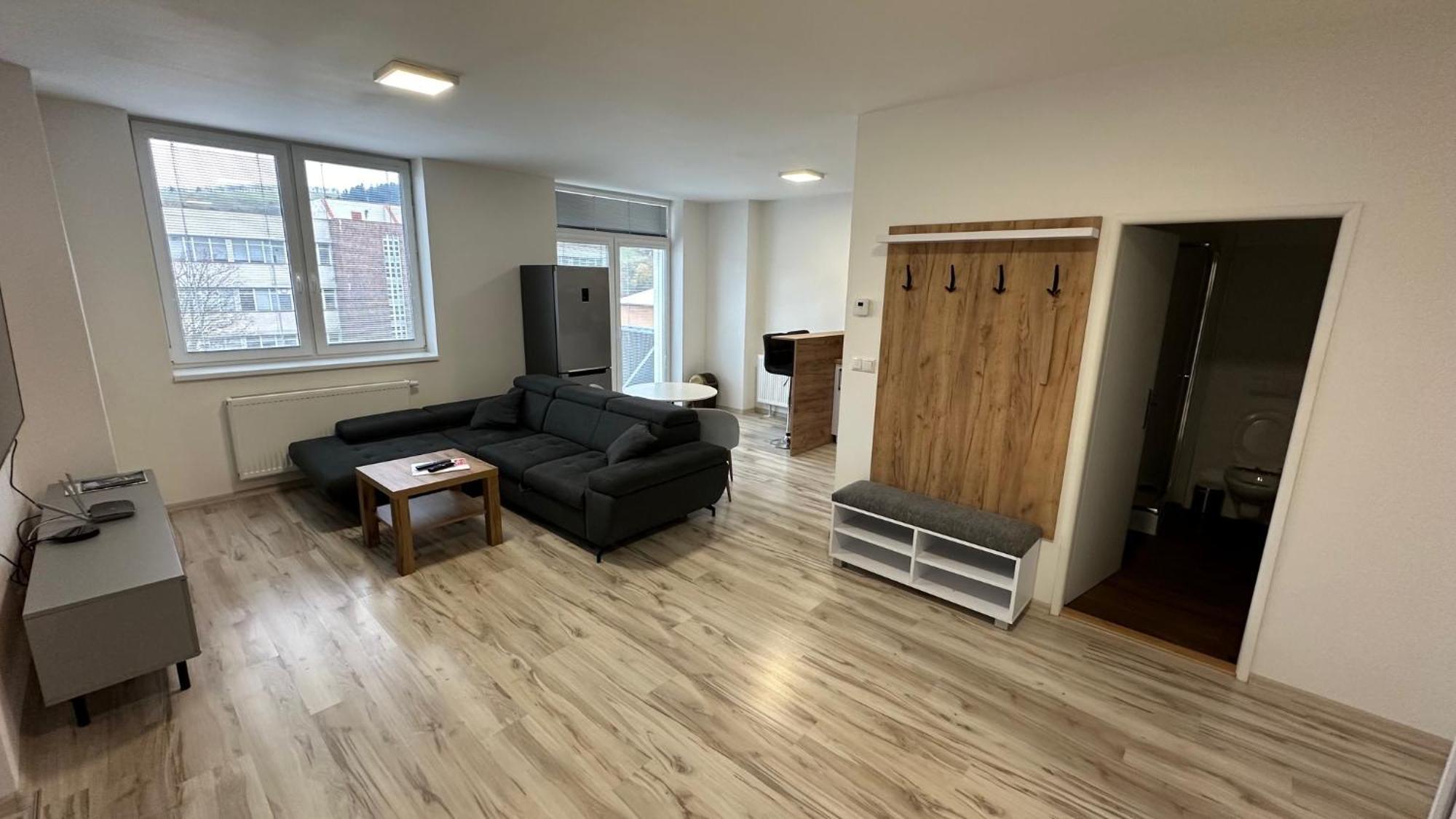 2 Room Apartment With Balcony Liptovský Mikuláš Exteriör bild
